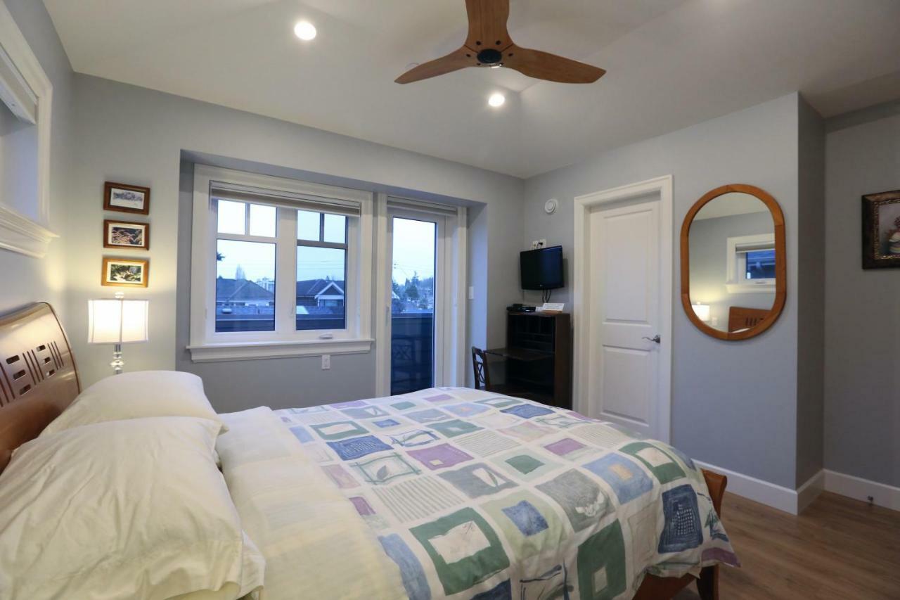 Vancouver Traveller B&B 외부 사진