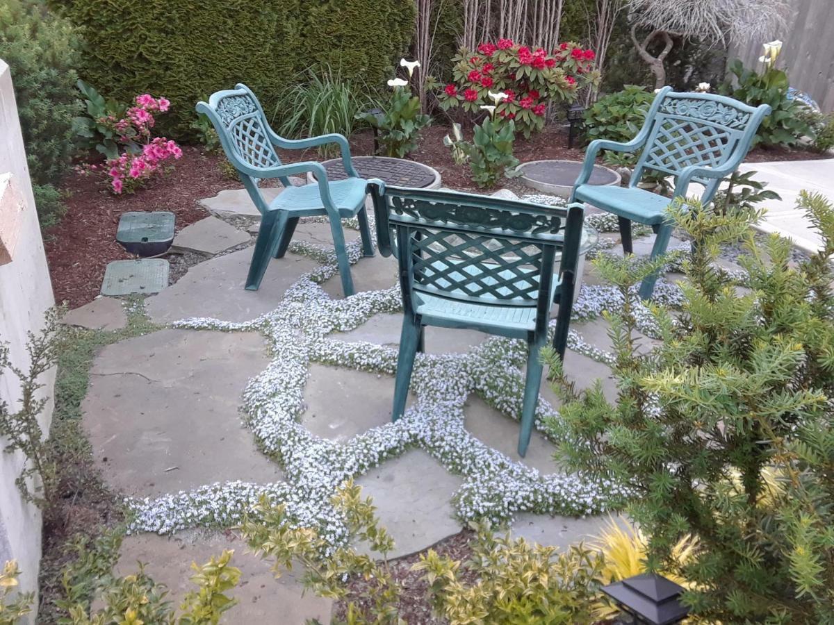 Vancouver Traveller B&B 외부 사진